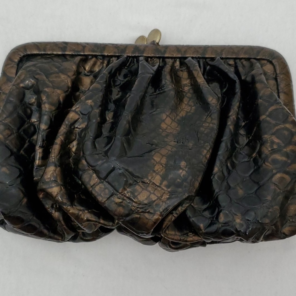Simply Vera brown clutch